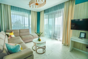 The Breeze Sea On, Mamaia